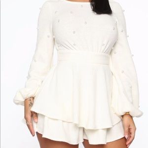 ❄️ FASHION NOVA PEARL ROMPER ❄️